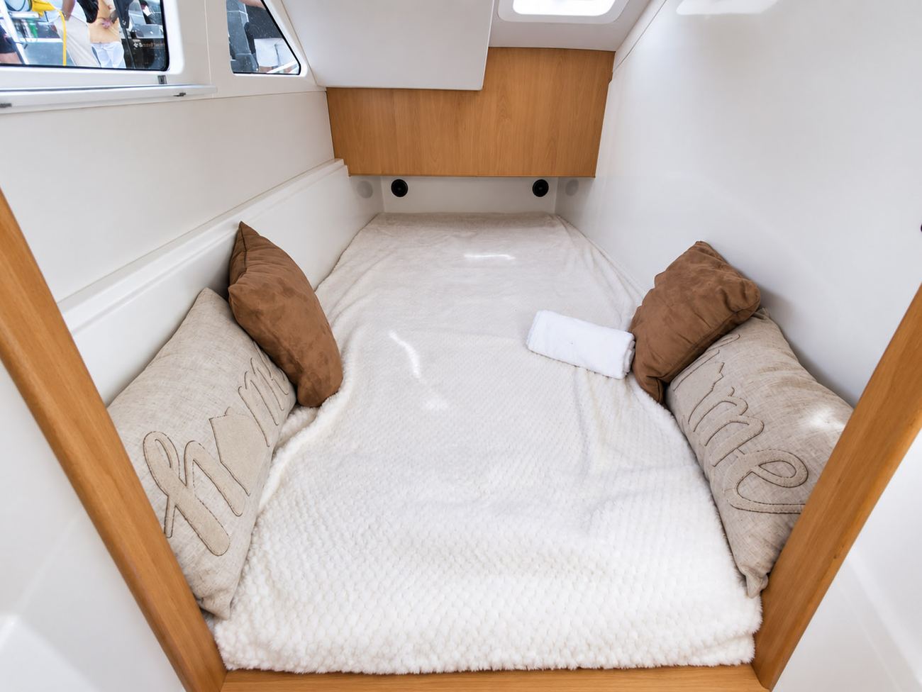 Double cabin