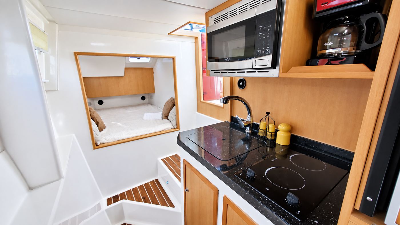 S280 galley and aft double cabin